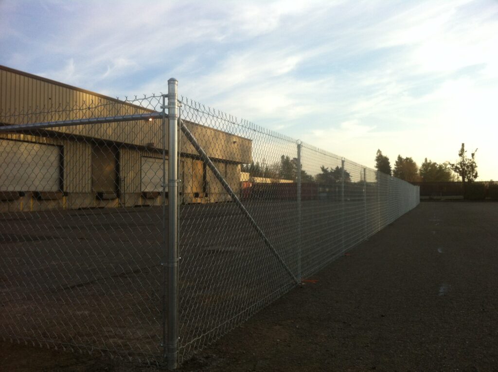 Chain Link Fence - SC Barns Buildings and Fence