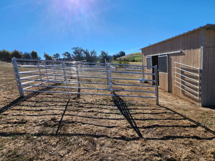 Angled 6 rail horse panel built by s c barns